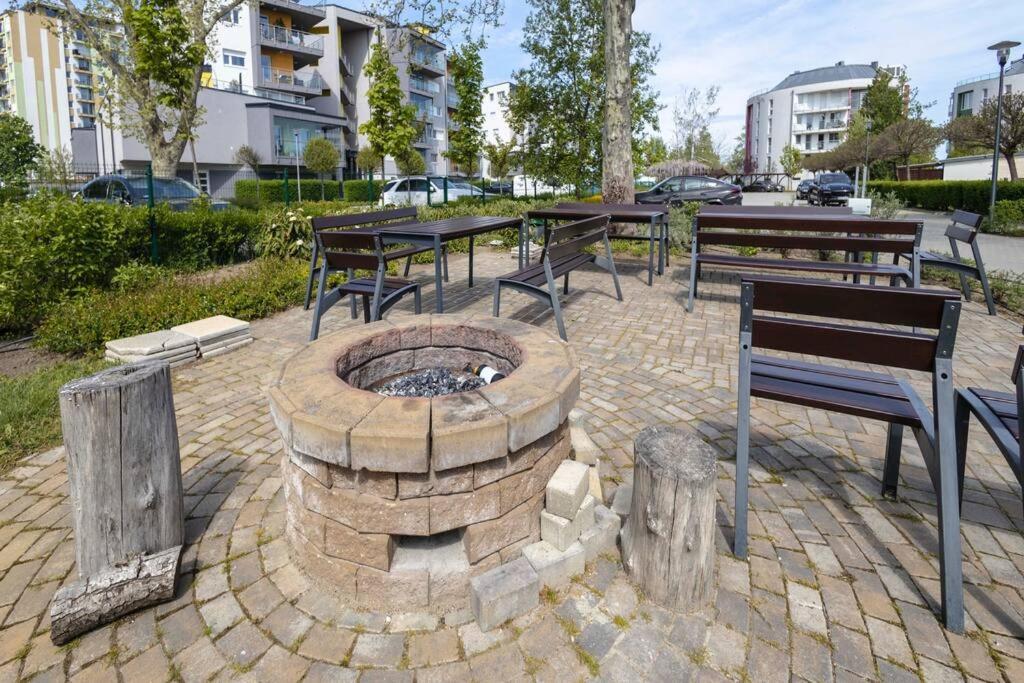 Apartamento Admiral Pearl Siófok Exterior foto